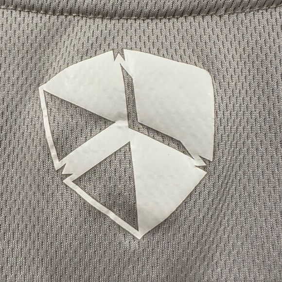 🔥 Nike Manchester United Training Shirt - Dri-FIT Performance Gear - Picture 4 of 6